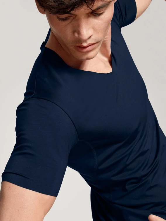 Calida 100% Nature T-Shirt Mit Clean Cut, V-Neck, Compostable 4 Calida 100% Nature T-Shirt Mit Clean Cut, V-Neck, Compostable - Image 4