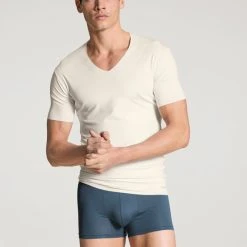 Calida 100% Nature T-Shirt Mit Clean Cut, V-Neck, Compostable 9 Calida 100% Nature T-Shirt Mit Clean Cut, V-Neck, Compostable -T-Shirt-Shop Calida 100 Nature T Shirt V Neck weiss 14080 910 1622638626