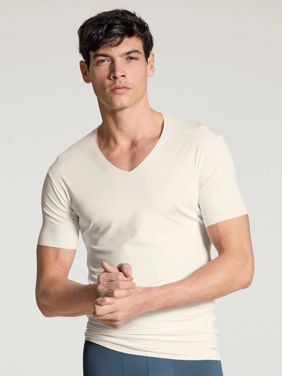 Calida 100% Nature T-Shirt Mit Clean Cut, V-Neck, Compostable 1 Calida 100% Nature T-Shirt Mit Clean Cut, V-Neck, Compostable